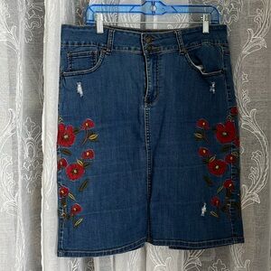 Embroidered denim skirt